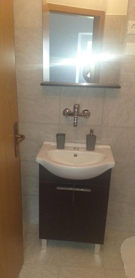 Relax Črni Kal 3 Apartment Bagian luar foto